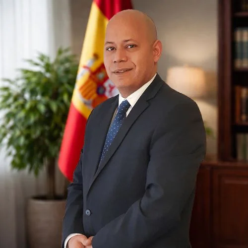 Lino Garcia, immigration lawyer in Spain